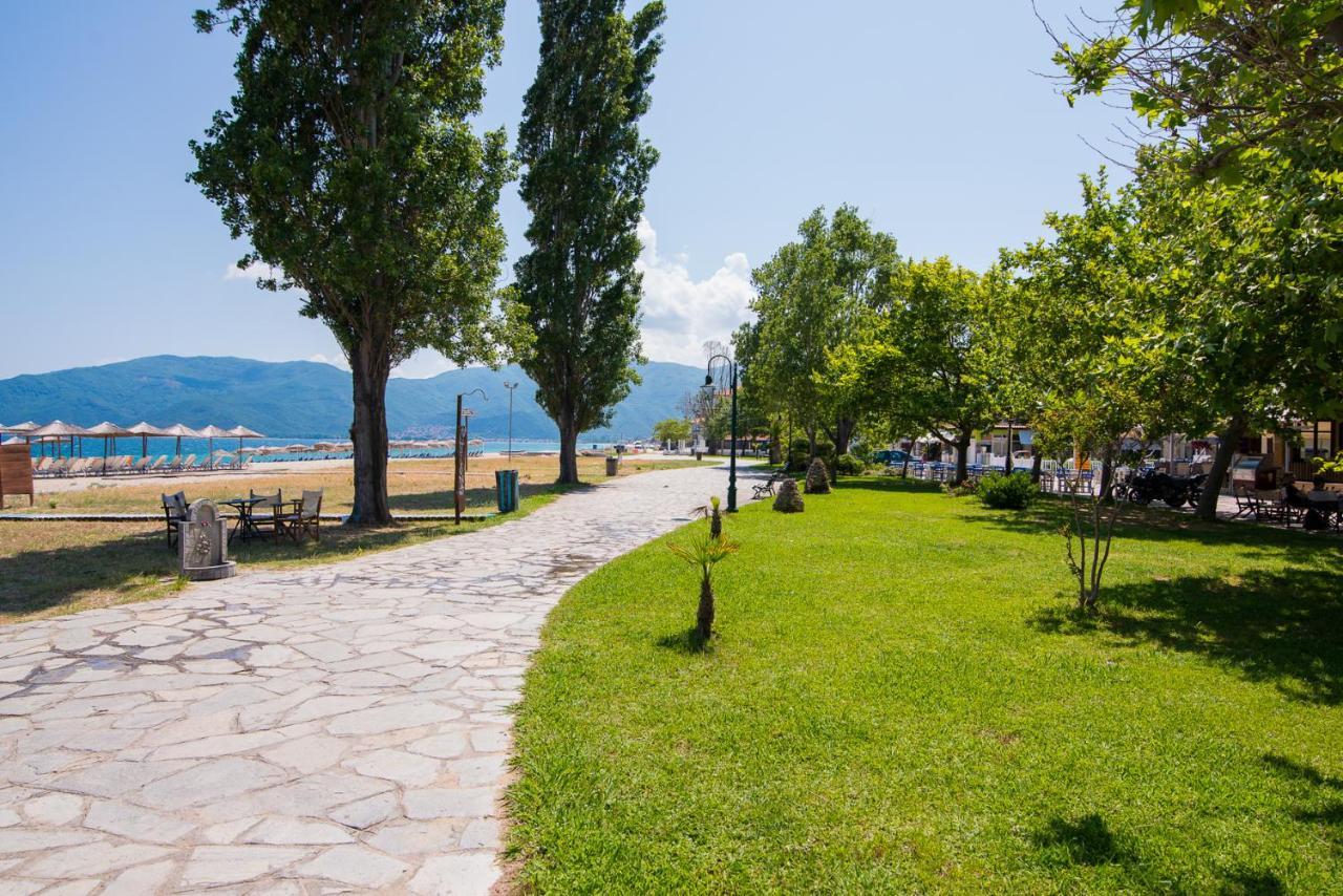 Villa Alexandra Sun Vrasná Екстериор снимка